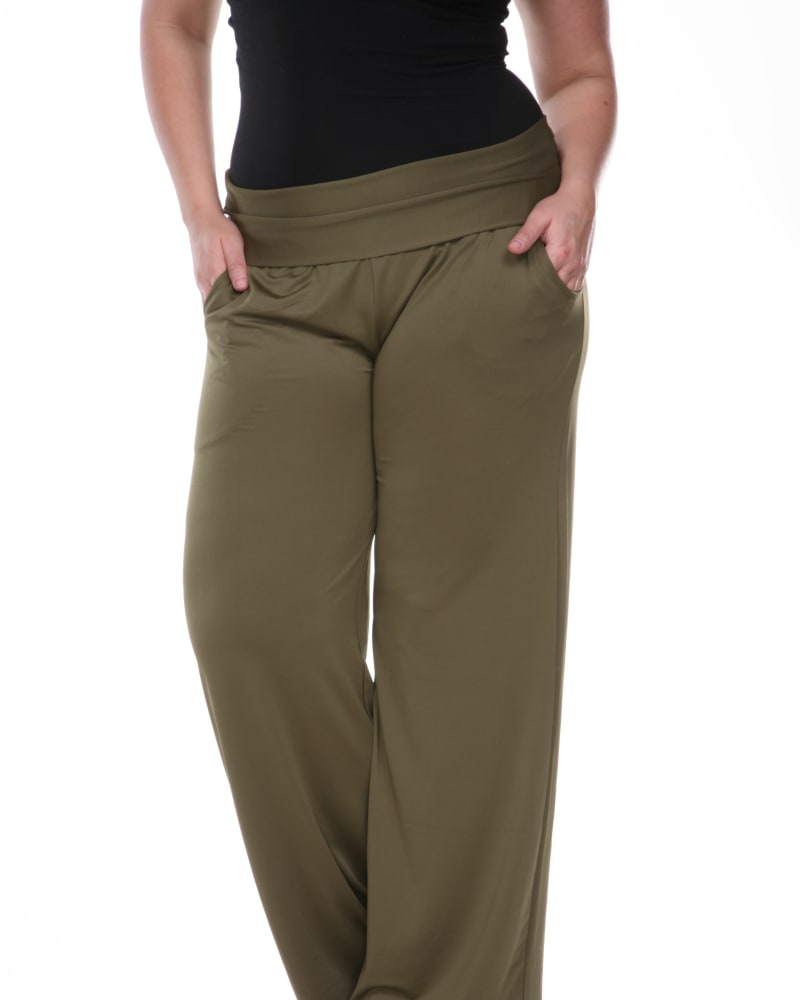 Front of a model wearing a size 2X Solid Palazzo Pants in Olive by White Mark. | dia_product_style_image_id:250165